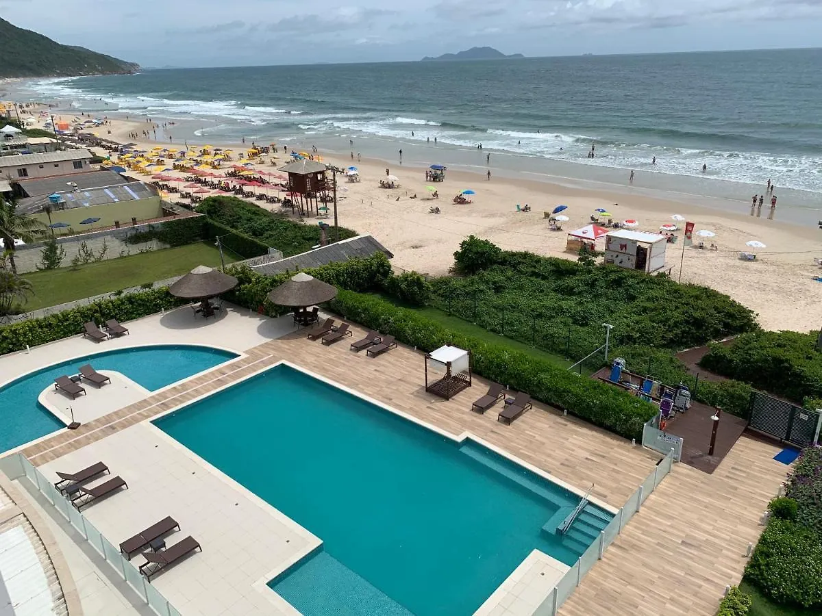 Apartamento Alto Padrão Pé na Areia 2 Florianópolis Brasil