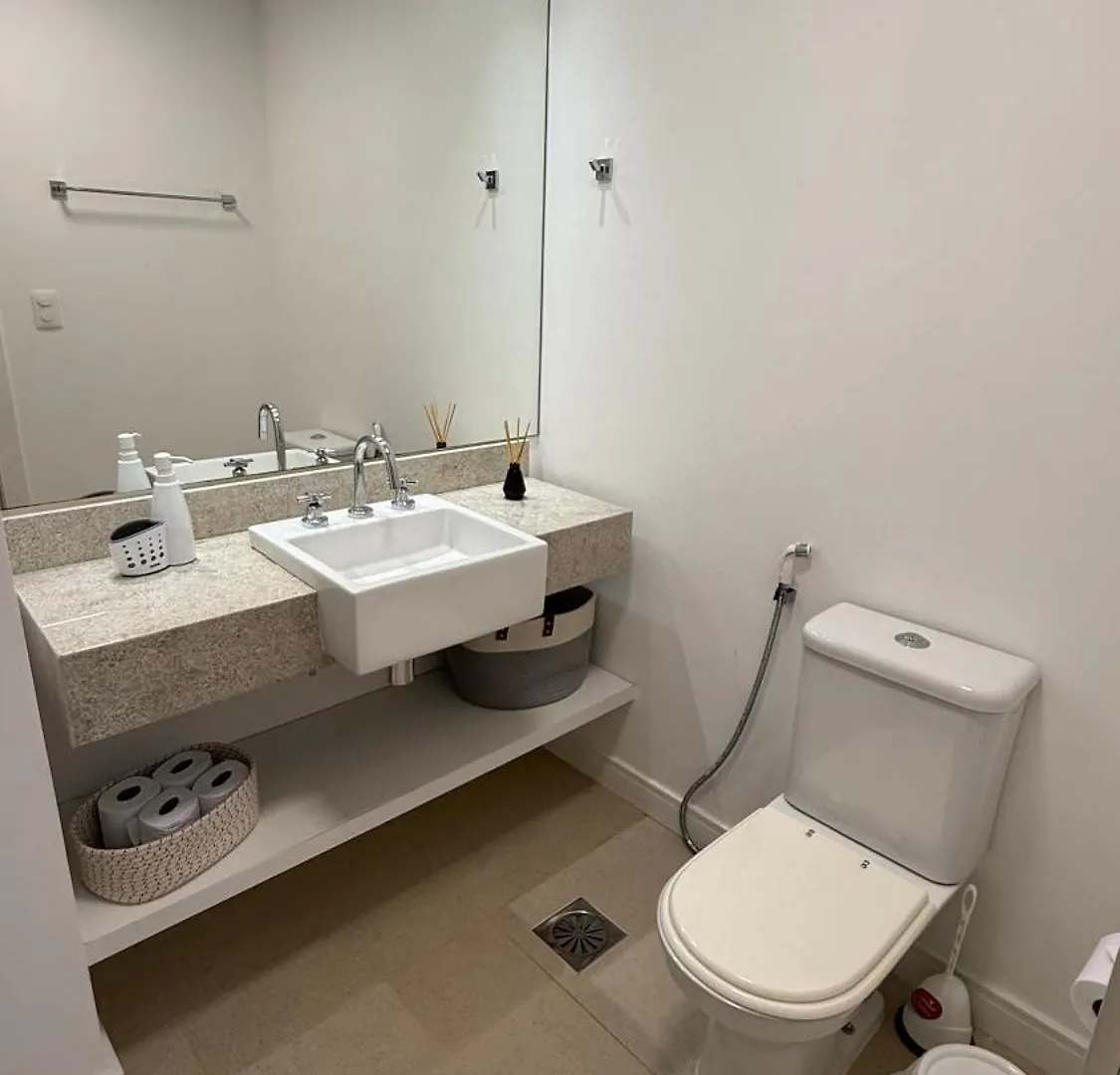 Alto Padrão Pé na Areia 2 Apartamento Florianópolis 0*,  Brasil